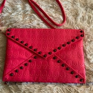 🚫sold🚫 Pink Skull envelope purse with studs
